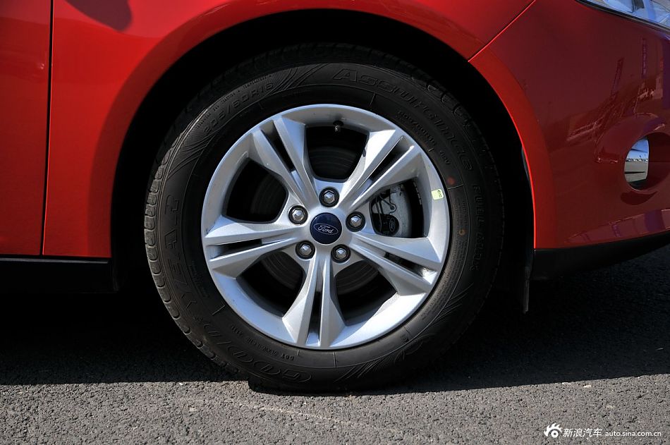 2012款福特新福克斯