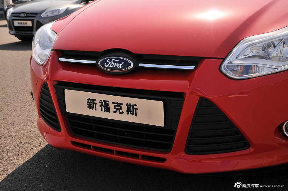 2012款福特新福克斯