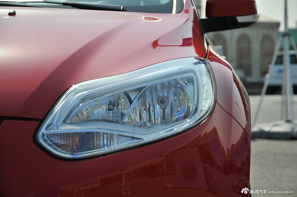 2012款福特新福克斯