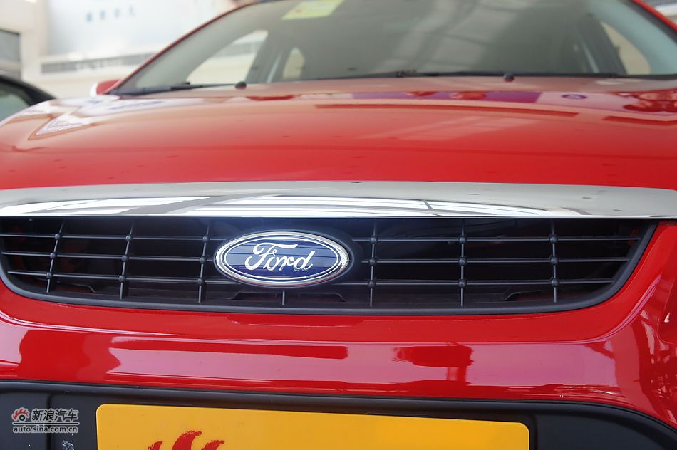 2011款福克斯两厢1.8手动舒适型外观及细节