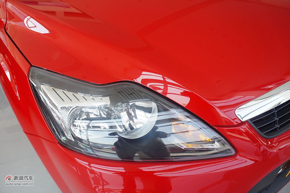 2011款福克斯两厢1.8手动舒适型外观及细节