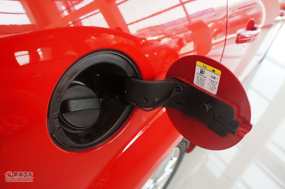 2011款福克斯两厢1.8手动舒适型外观及细节