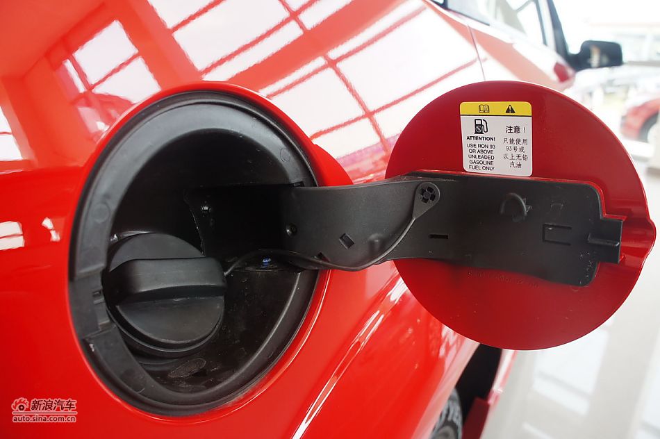 2011款福克斯两厢1.8手动舒适型外观及细节