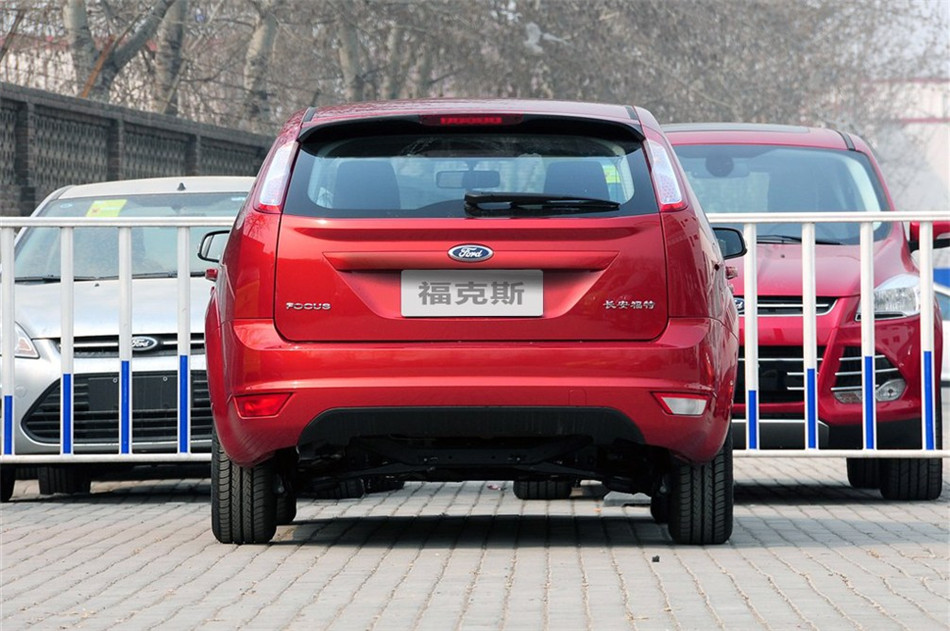 两厢 2013款 1.8L AT 基本型 外观