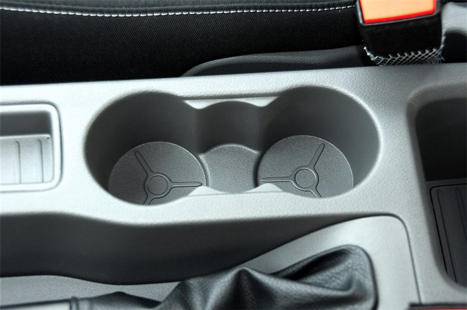 两厢 2013款 1.8L AT 基本型 内饰