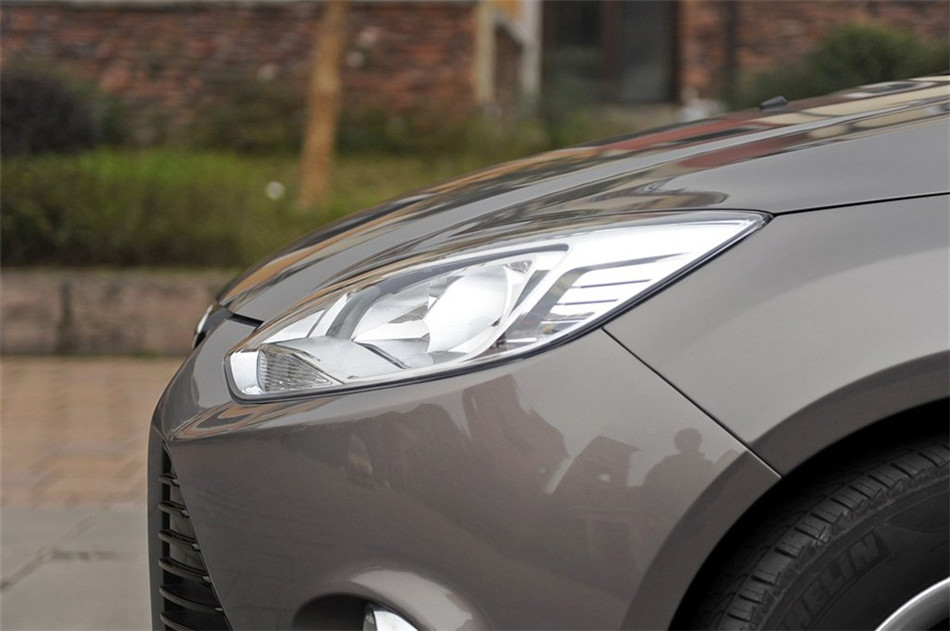 三厢 2012款 2.0L AT 旗舰型 其他