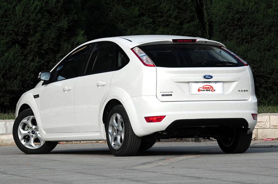 2014款 两厢经典 1.8L 自动酷白典藏版 外观