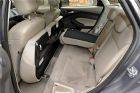 三厢 2012款 2.0L AT 旗舰型 座椅空间