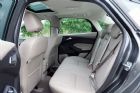 2015款 三厢 1.5L GTDi 自动旗舰型 座椅空间