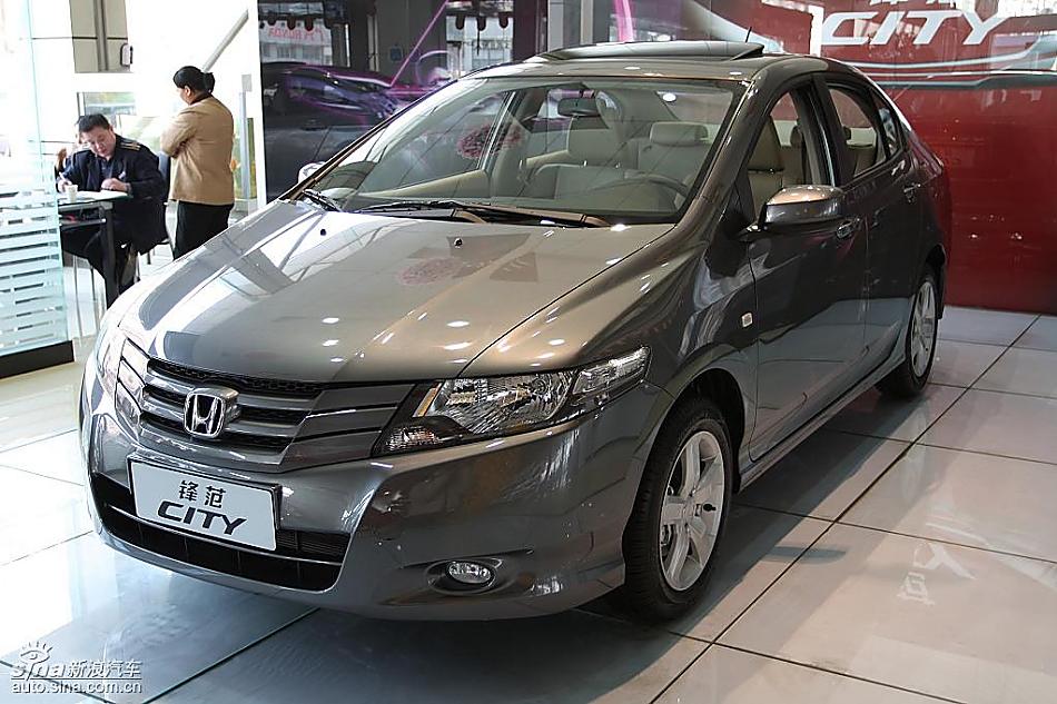 广州本田CITY锋范到店实拍