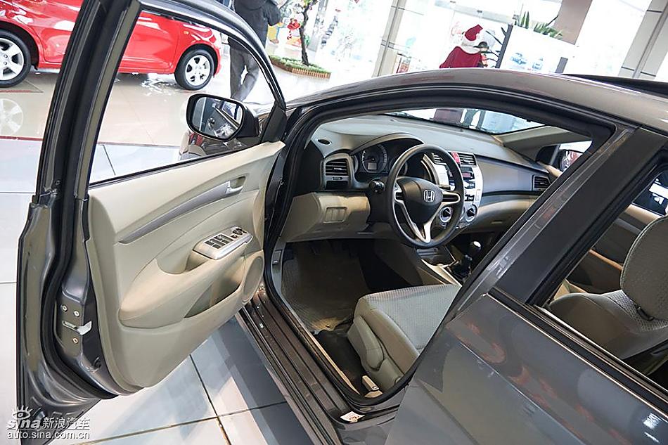 广州本田CITY锋范到店实拍