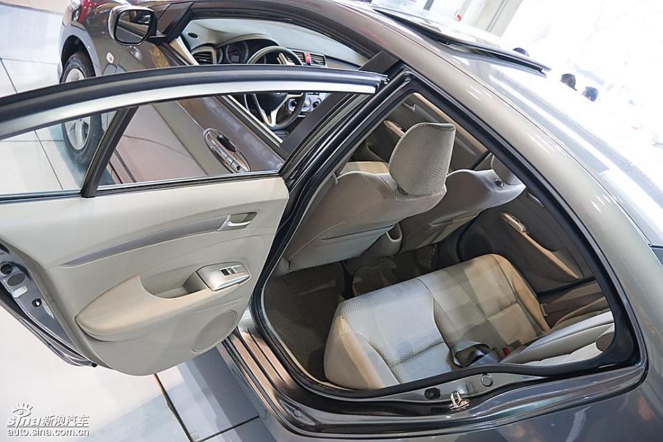 广州本田CITY锋范到店实拍