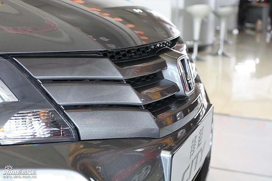 广州本田CITY锋范到店实拍