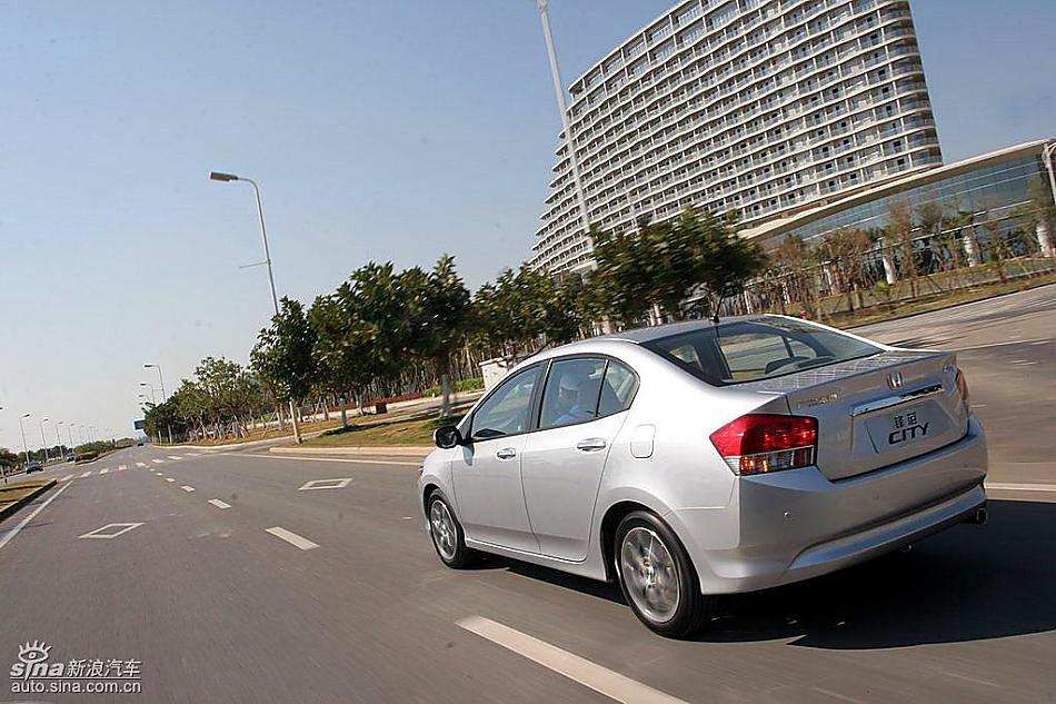 CITY锋范公路动态