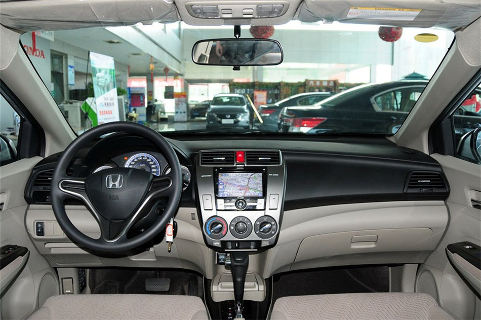 2012款锋范1.8L自动旗舰版