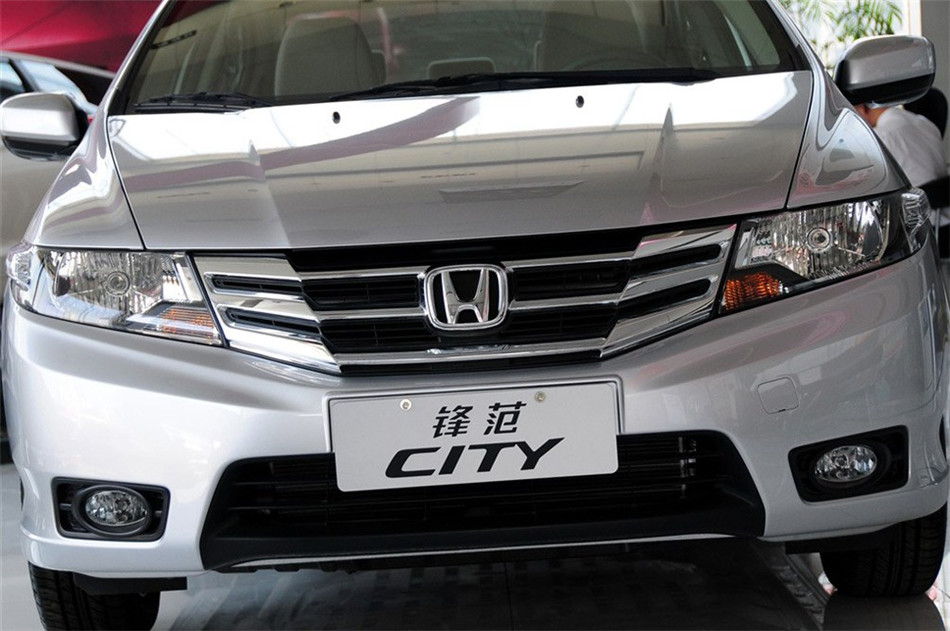 2012款锋范1.8L自动旗舰版