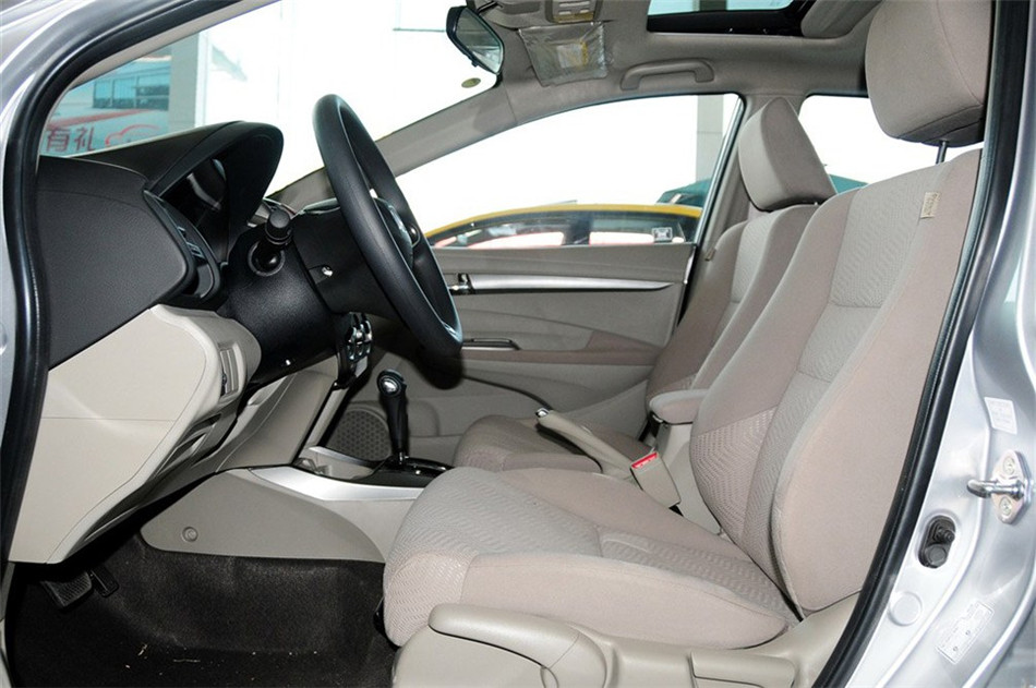 2012款锋范1.8L自动旗舰版