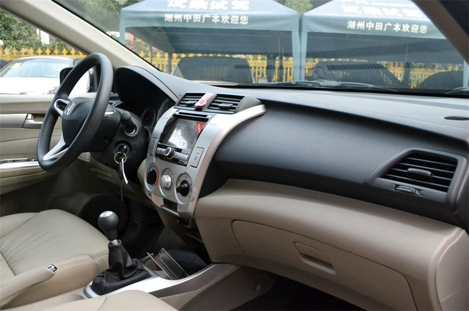 2012款锋范1.5L手动精英品致版