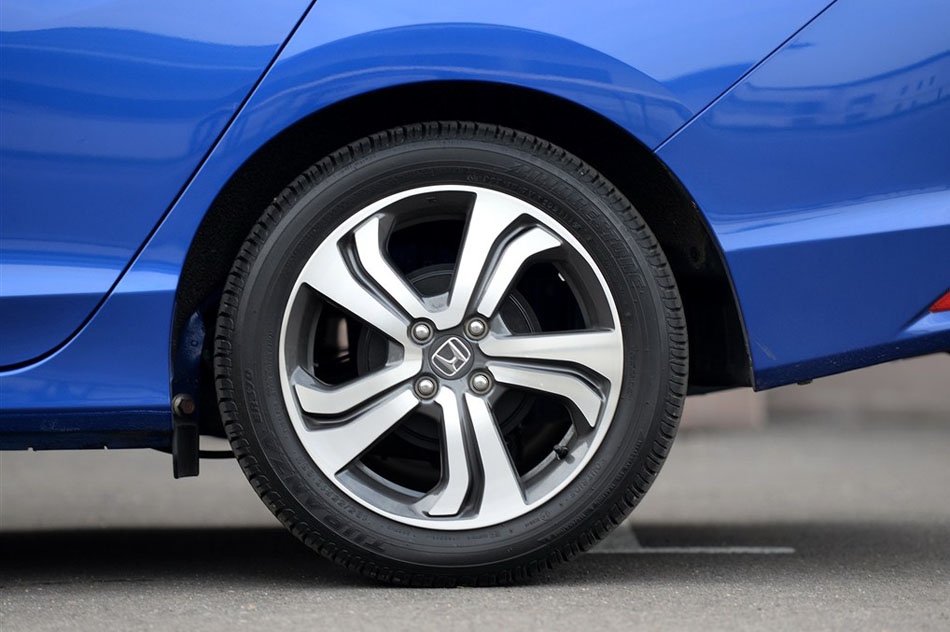 2015款 1.5L CVT旗舰版 细节