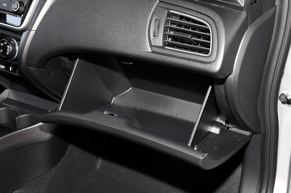 2018款 1.5L CVT型动Pro版 内饰