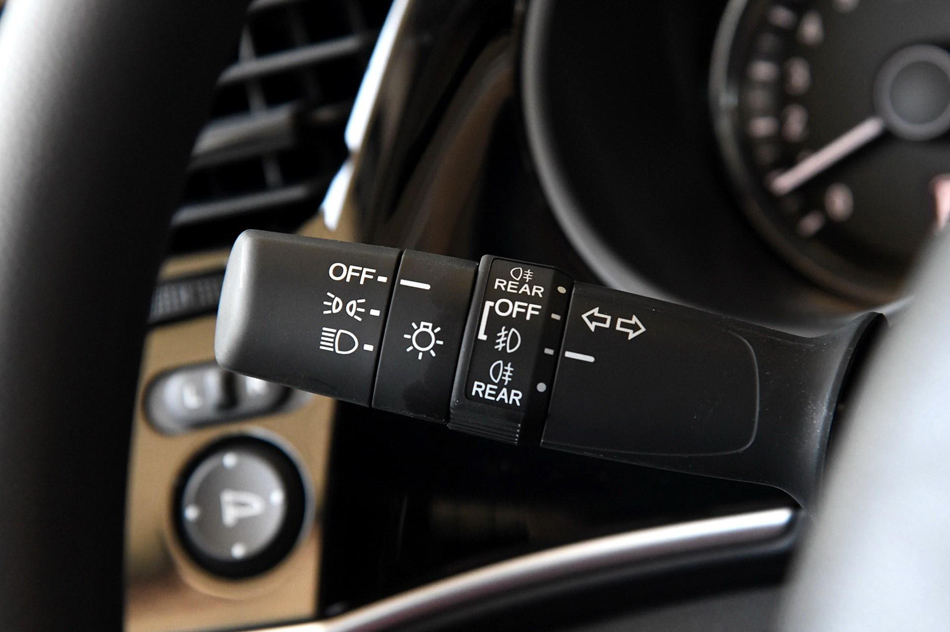 2018款 1.5L CVT型动Pro版 内饰