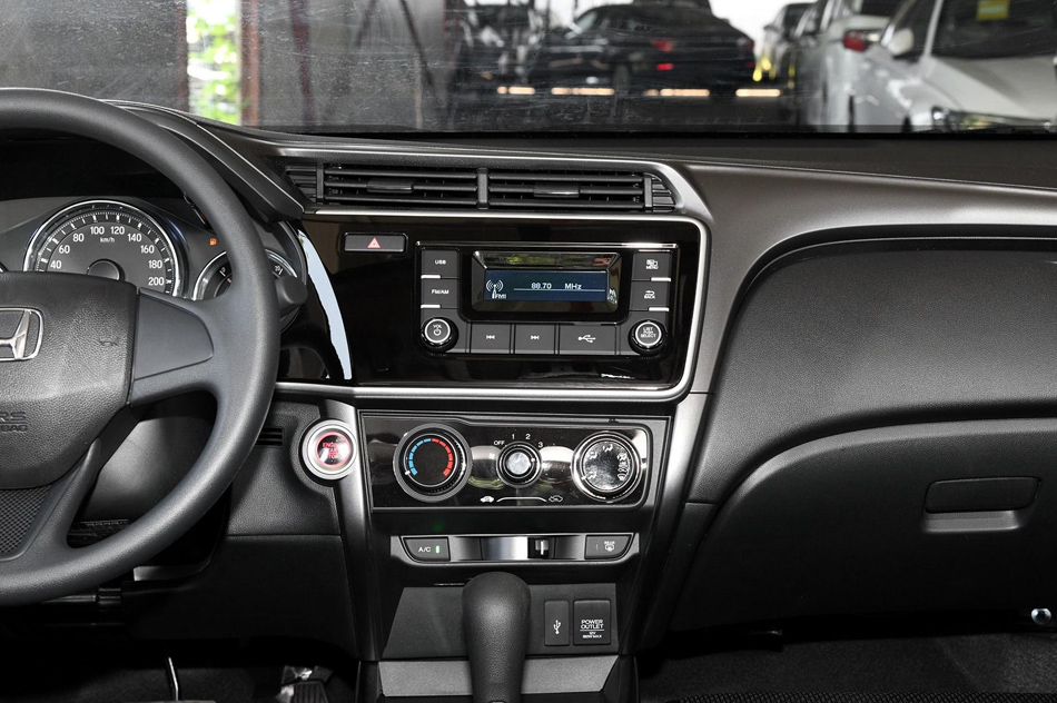 2018款 1.5L CVT型动Pro版 内饰