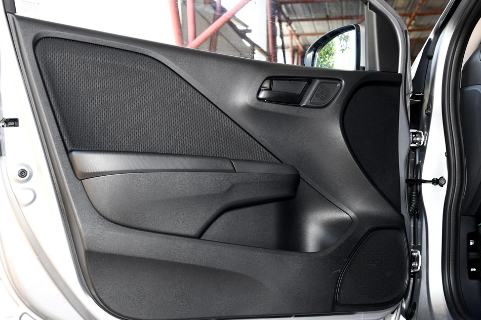 2018款 1.5L CVT型动Pro版 座椅空间