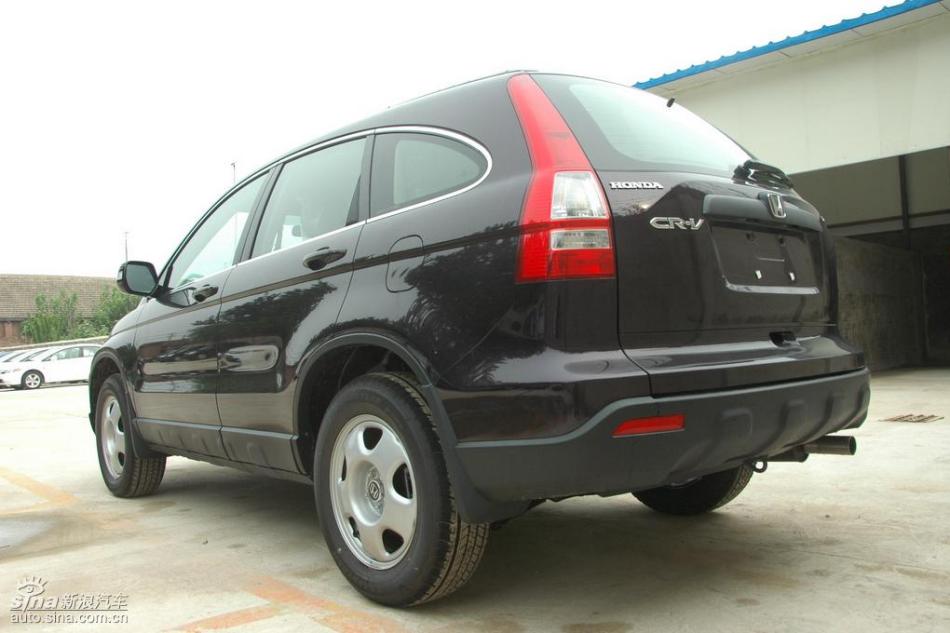 CR-V2.0两驱都市版自动挡外观
