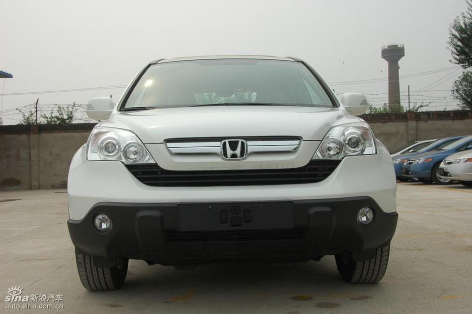 CR-V2.4尊贵版AT外观