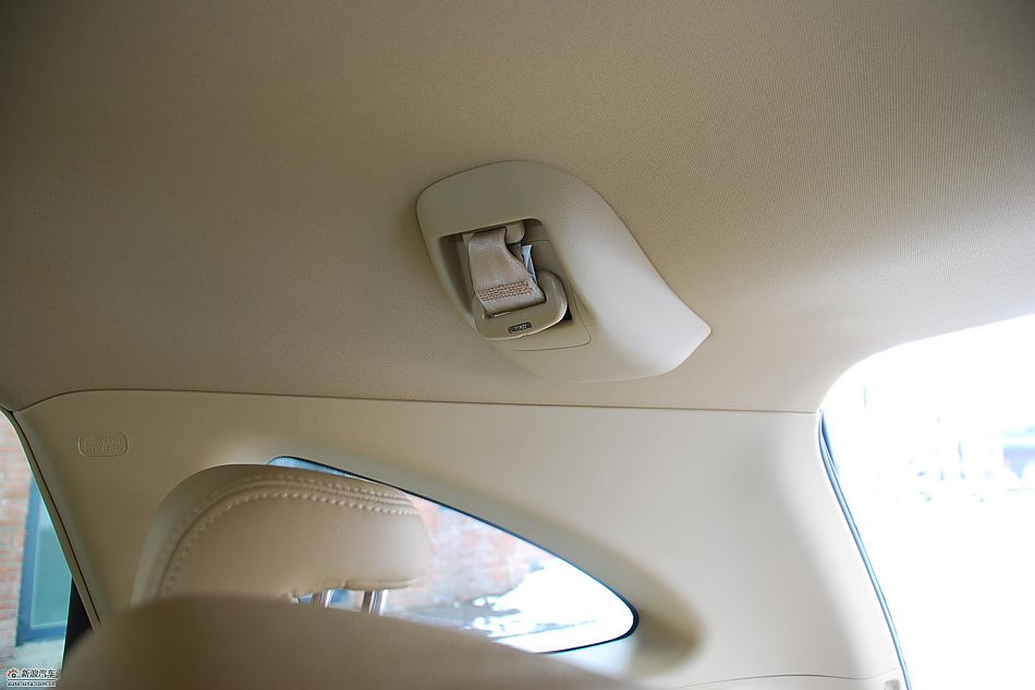 新浪试驾2010款CRV图集-内饰