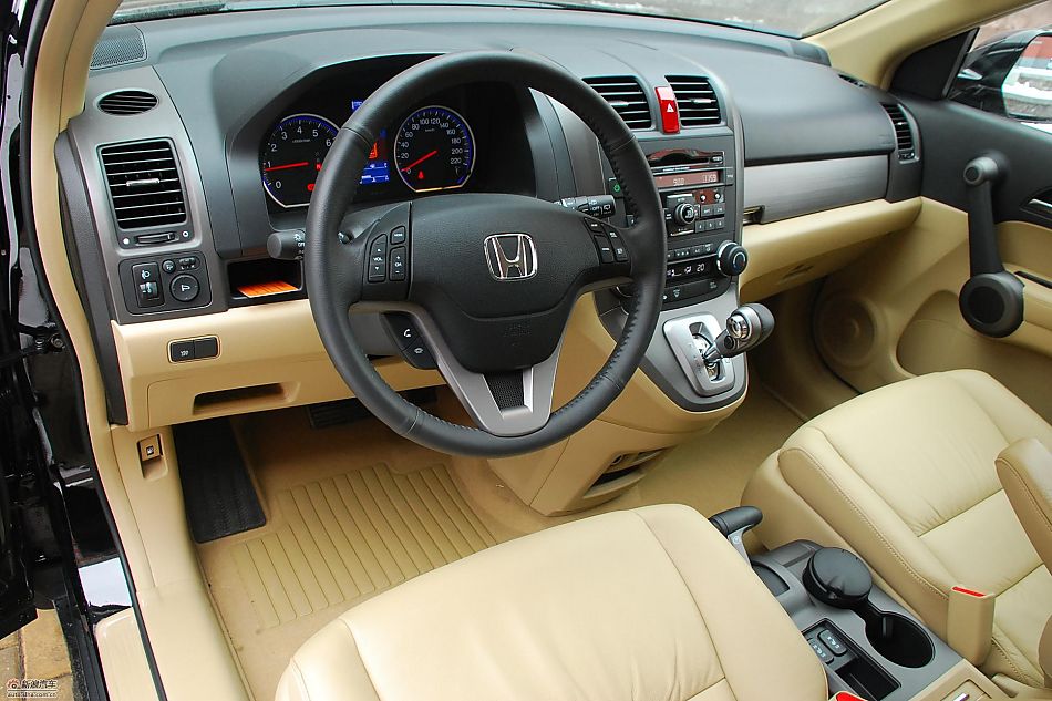 新浪试驾2010款CRV图集-内饰