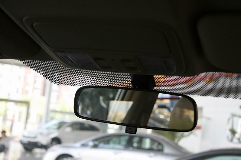 东风本田新CR-V内后视镜