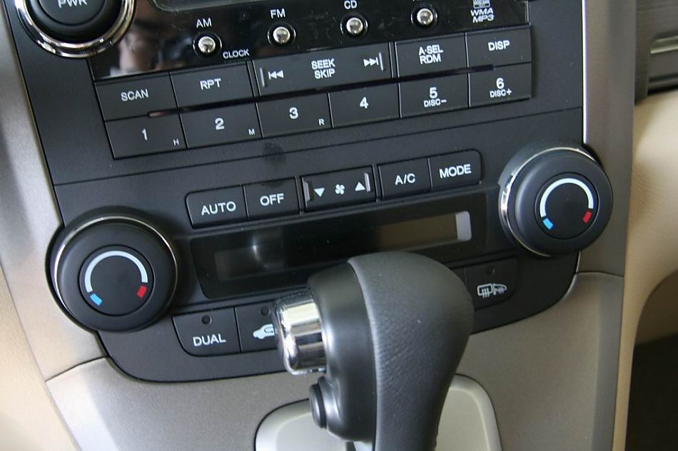 东风本田新CR-V中控台