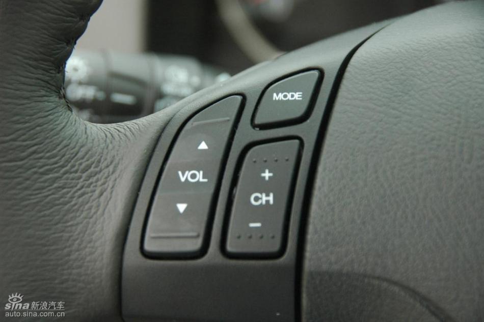 CR-V2.0两驱都市版自动挡内饰