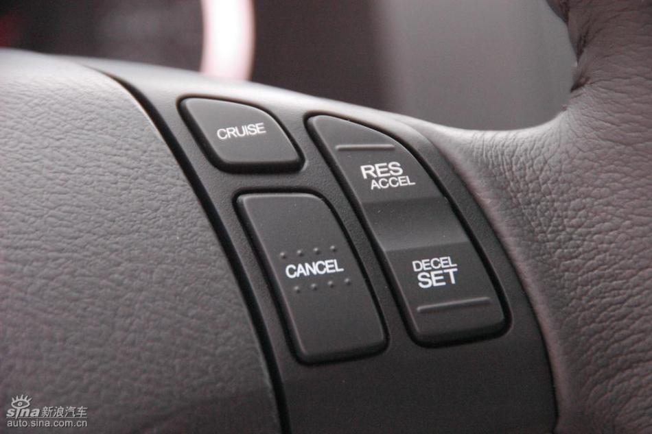 CR-V2.4豪华版方向盘