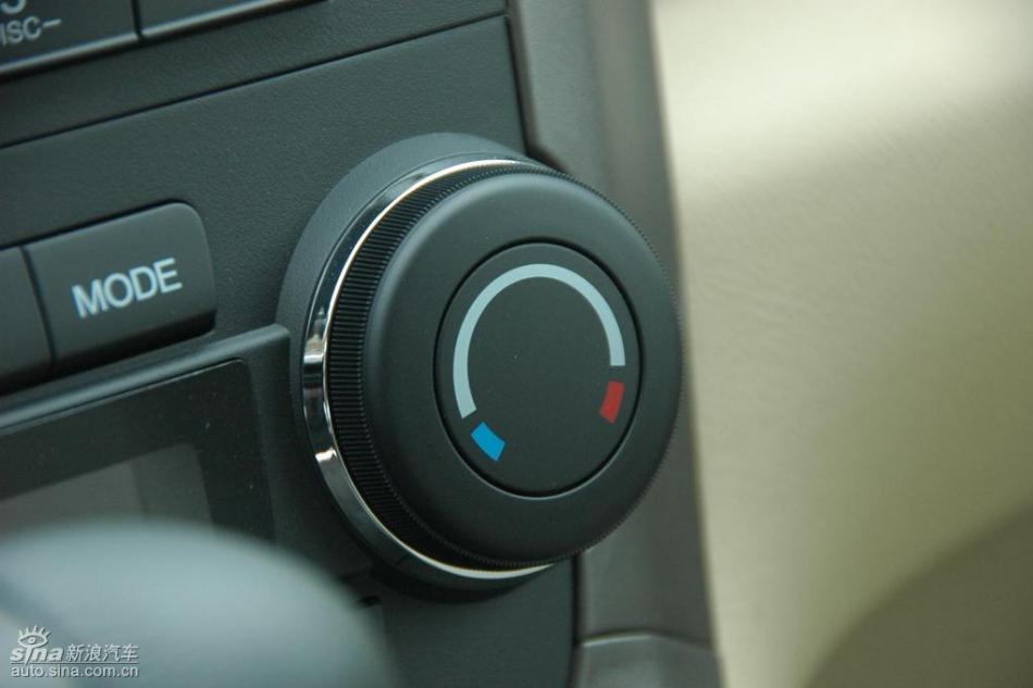 CR-V2.4豪华版AT内饰