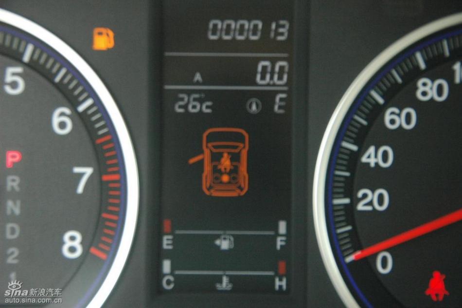 CR-V2.4豪华版AT内饰