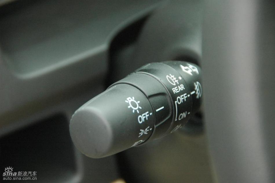 CR-V2.4豪华版AT内饰