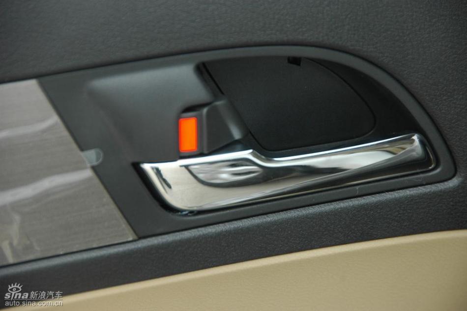 CR-V2.4豪华版AT内饰