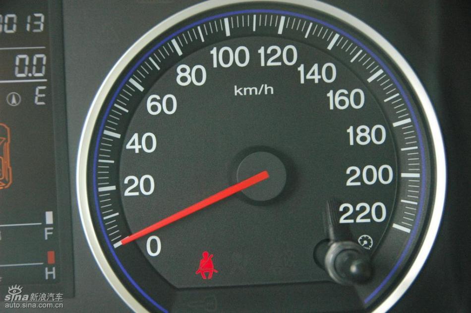 CR-V2.4豪华版AT内饰