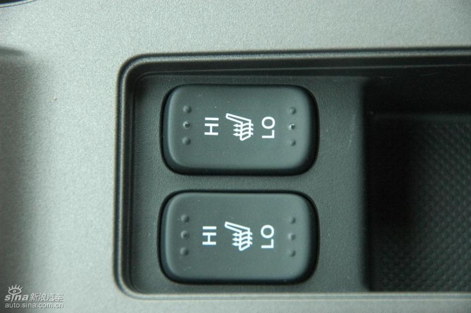 CR-V2.4豪华版AT内饰