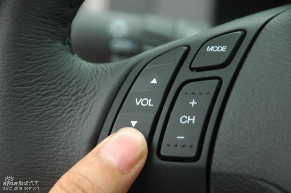 CR-V2.4尊贵版AT内饰