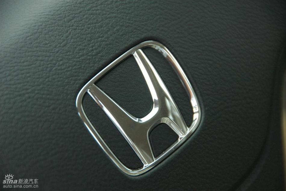 CR-V2.4尊贵版AT内饰