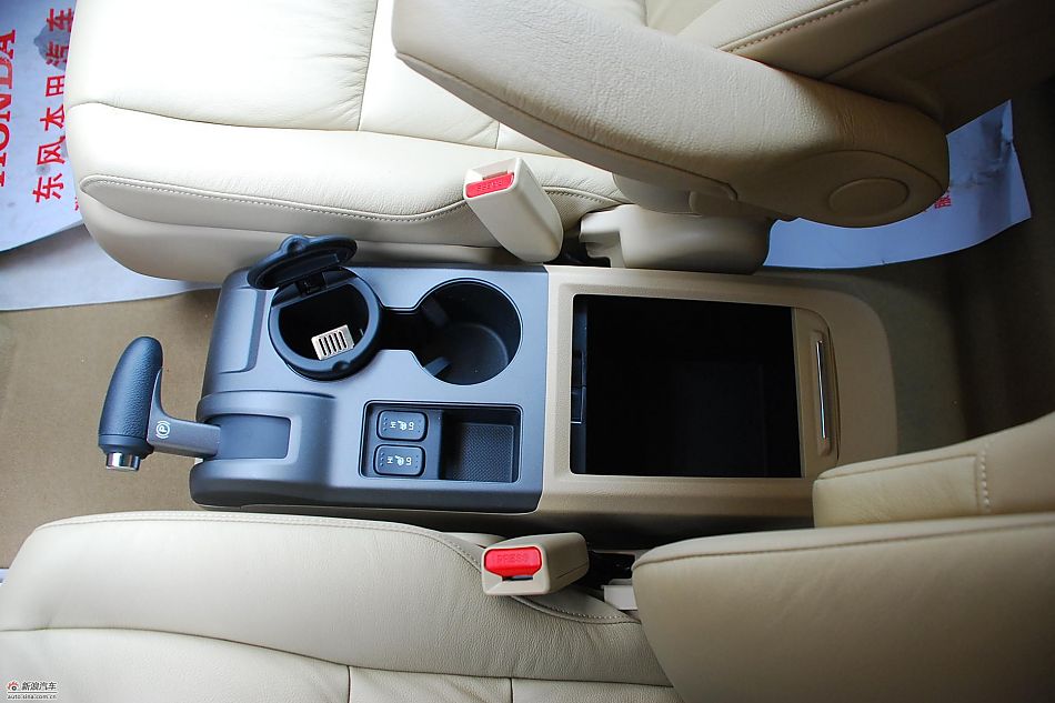 新浪试驾2010款CRV图集-内饰