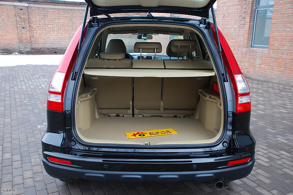 新浪试驾2010款CRV图集-内饰