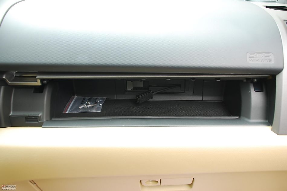 新浪试驾2010款CRV图集-内饰