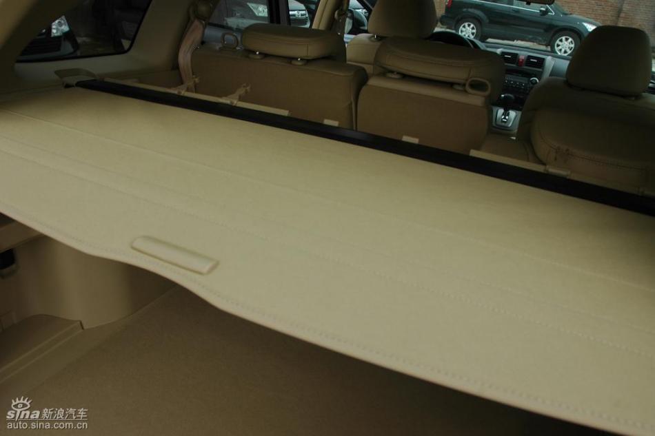 CR-V2.0两驱都市版自动挡内饰