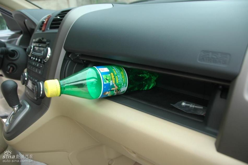 CR-V2.4豪华版AT内饰