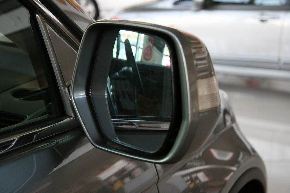 东风本田新CR-V外后视镜