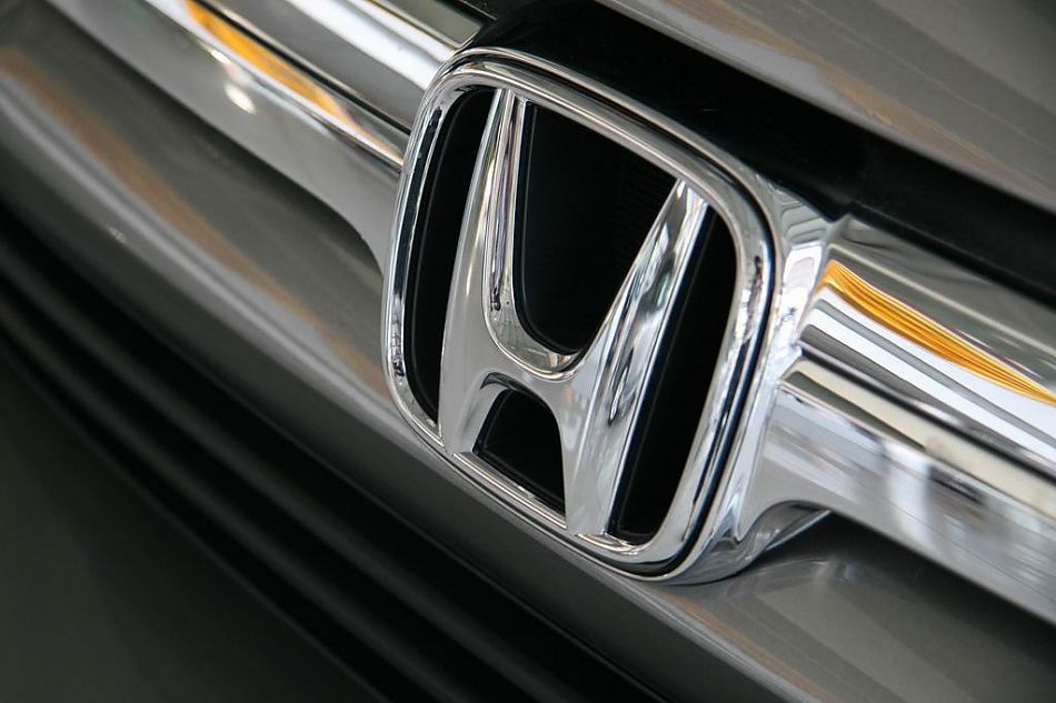 东风本田新CR-前脸车标